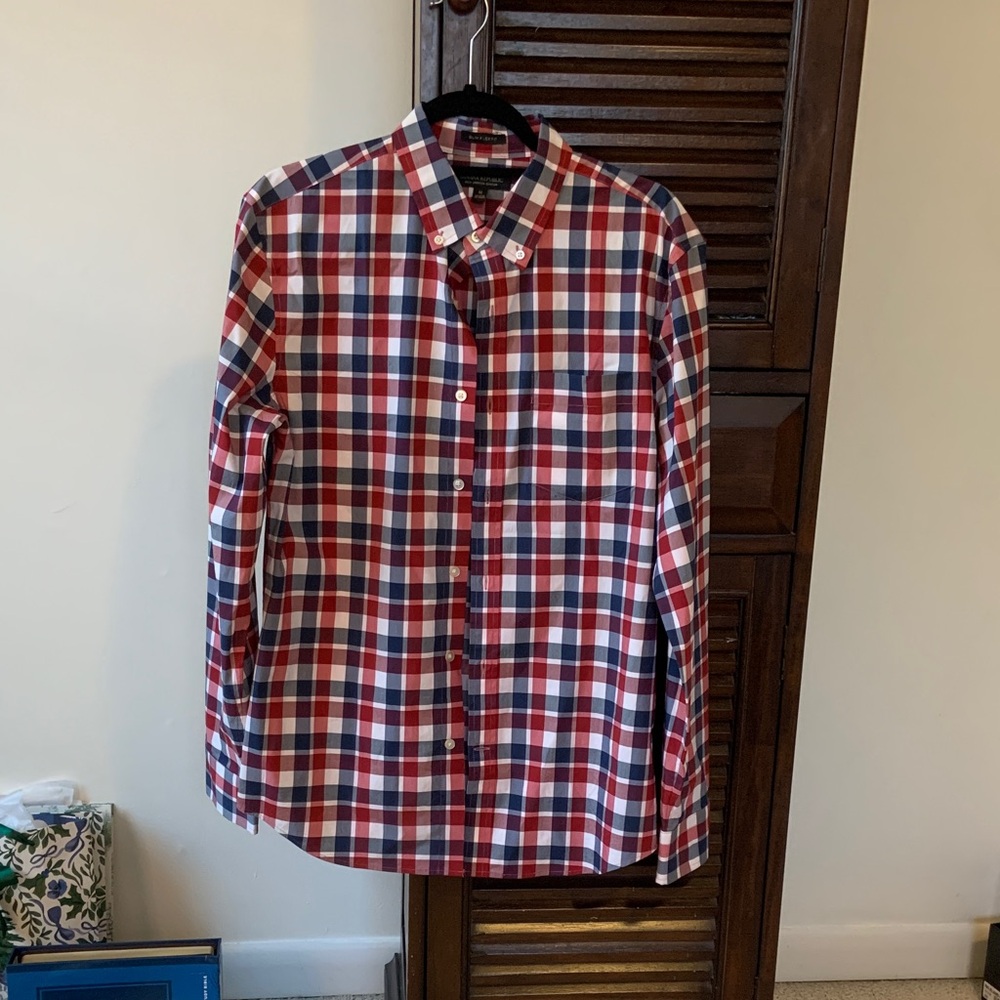Banana Republic Men's Red and Blue Checkered Shirt